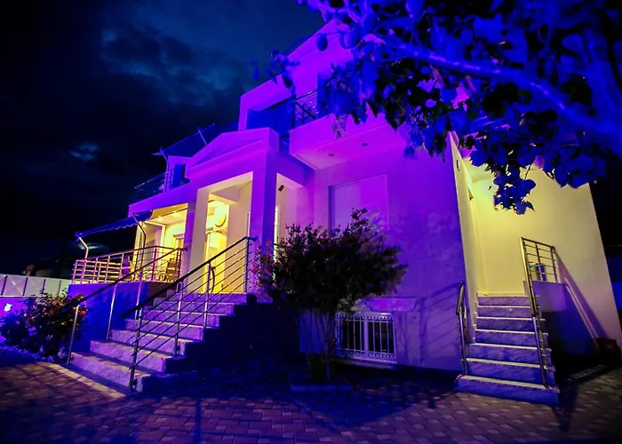 Villa Acropolis By The Sea