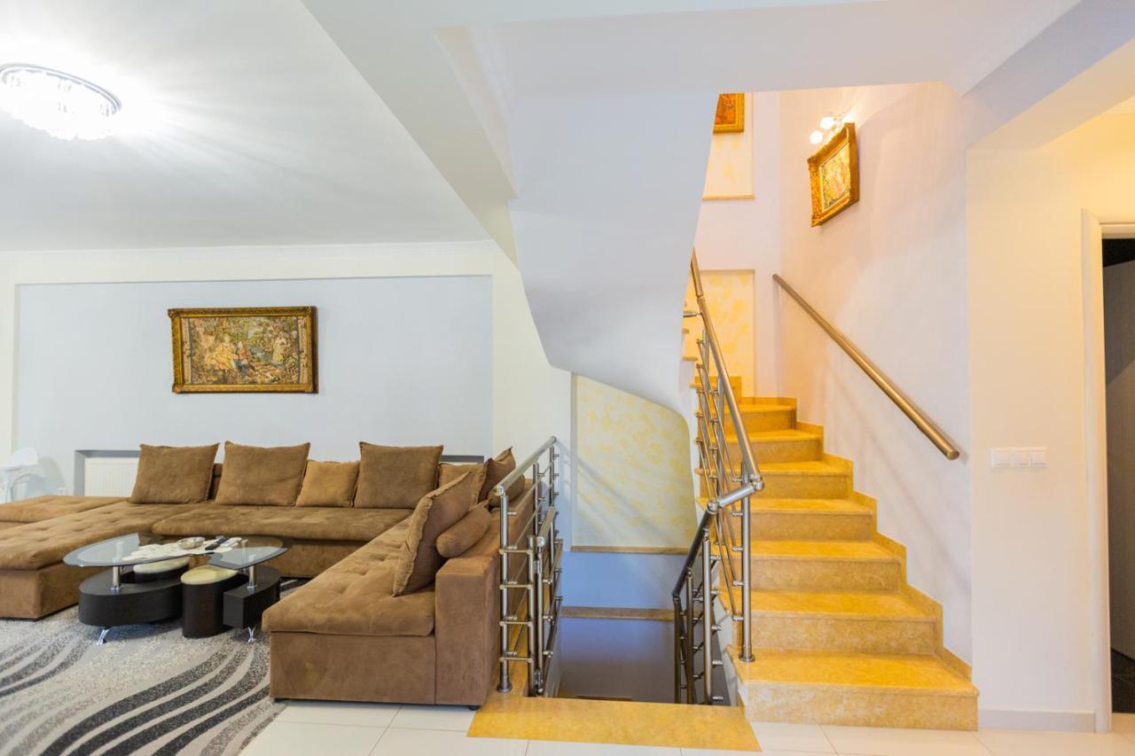 Acropolis By The Sea Villa